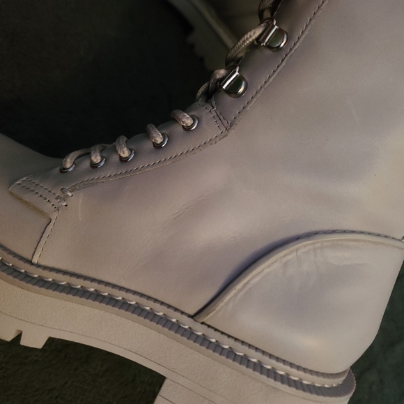 Lue Combat Boots - Picture 9 of 16